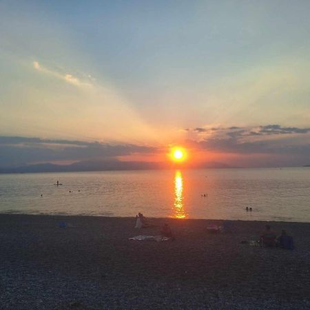 Loutraki Viewヴィラ エクステリア 写真